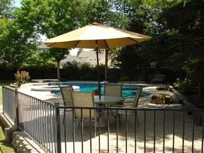 718 Athens Ave, Clovis, CA 93611 photo 6