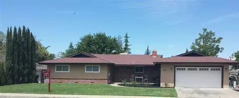 360 Circle Dr, Chowchilla, CA 93610 photo 2