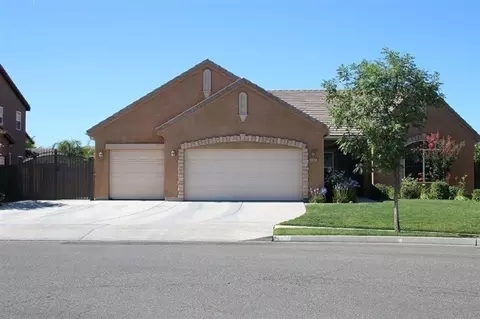 3102 Norwich Ave, Clovis, CA 93619 photo 1