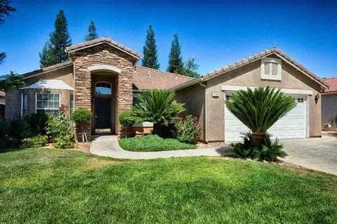 1750 N Mckelvy Ave, Clovis, CA 93619 photo 1