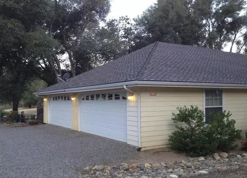 45090 Mockingbird Ln, Oakhurst, CA 93644 photo 4