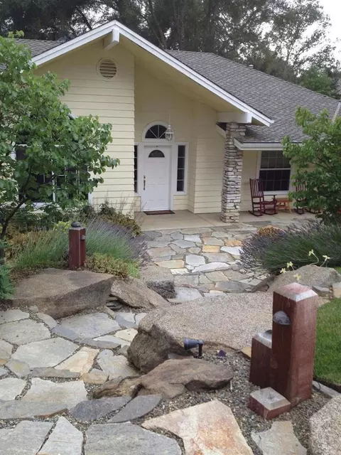 45090 Mockingbird Ln, Oakhurst, CA 93644 photo 3