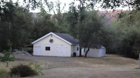 45090 Mockingbird Ln, Oakhurst, CA 93644 photo 9