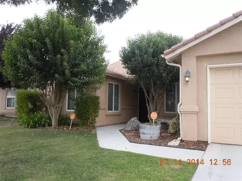 1019 Goosecross Dr, Madera, CA 93637 photo 1