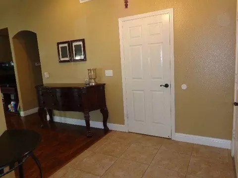 15878 W Sunset Ave, Kerman, CA 93630 photo 4