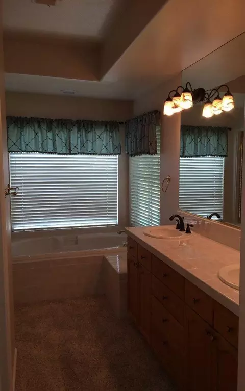 2332 Dawson Cove Ln, Clovis, CA 93611 photo 8