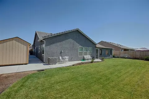 2926 Sierra Madre, Clovis, CA 93611 photo 7