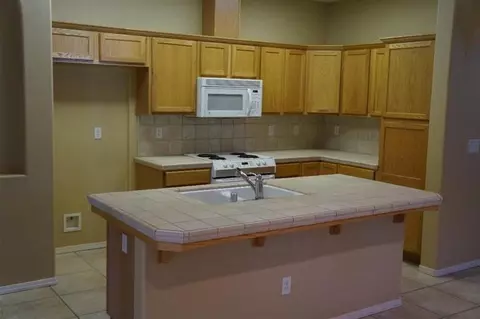 14 W Riviera Ln, Clovis, CA 93619 photo 3