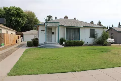 2012 E Clinton Ave, Fresno, CA 93703 photo 1