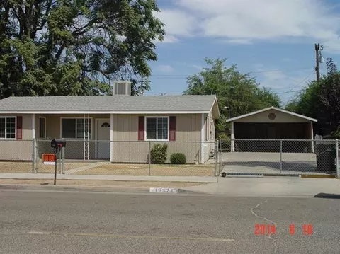 13524 E Cypress Ave, Parlier, CA 93648 photo 1