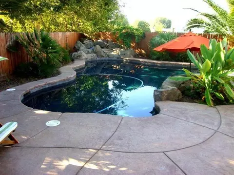 211 N Terry Ave, Clovis, CA 93612 photo 2