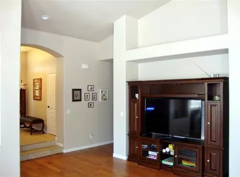 211 N Terry Ave, Clovis, CA 93612 photo 9