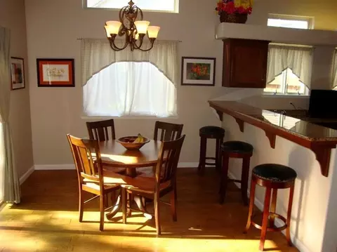 211 N Terry Ave, Clovis, CA 93612 photo 3