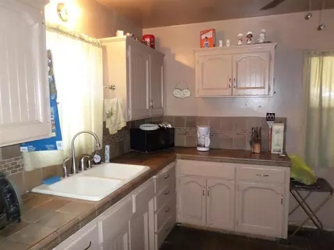1006 W Yosemite Ave, Madera, CA 93637 photo 7