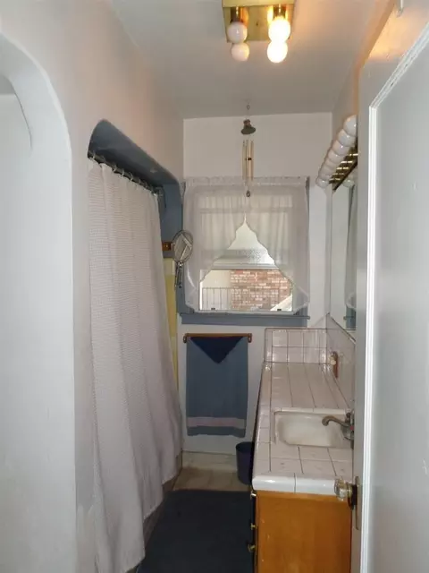 1006 W Yosemite Ave, Madera, CA 93637 photo 9