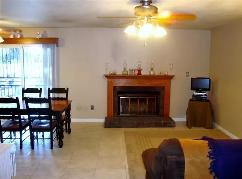 3584 Argyle Ave, Clovis, CA 93612 photo 10
