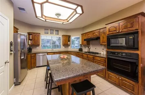 649 Prescott Ave, Clovis, CA 93619 photo 8