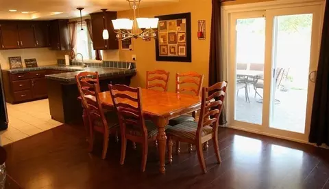 813 Burlingame Ave, Clovis, CA 93612 photo 9