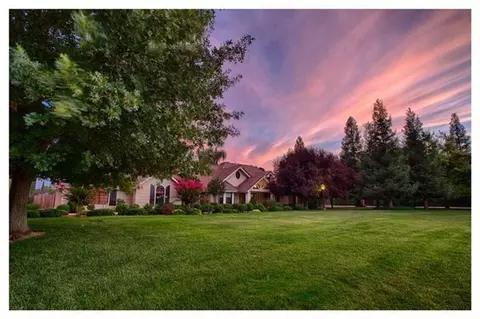 10699 E San Felipe Ave, Clovis, CA 93619 photo 1