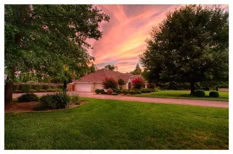10699 E San Felipe Ave, Clovis, CA 93619 photo 7