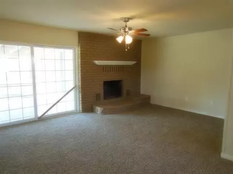 2390 Swift Ave, Clovis, CA 93611 photo 7
