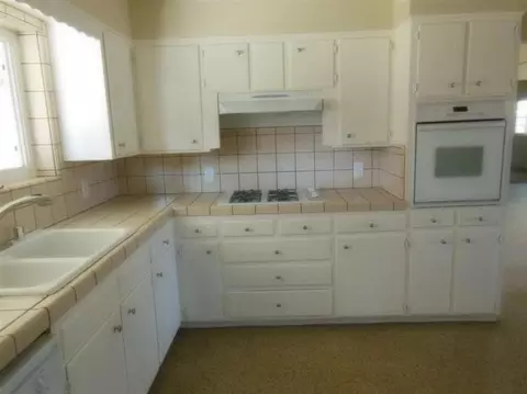 2390 Swift Ave, Clovis, CA 93611 photo 8