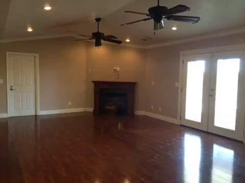 14134 Cates Ct, Chowchilla, CA 93610 photo 2