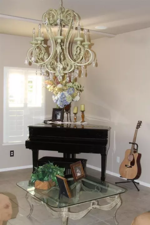 3059 Express Ct, Madera, CA 93637 photo 5