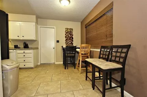 844 W National Ave, Clovis, CA 93612 photo 6
