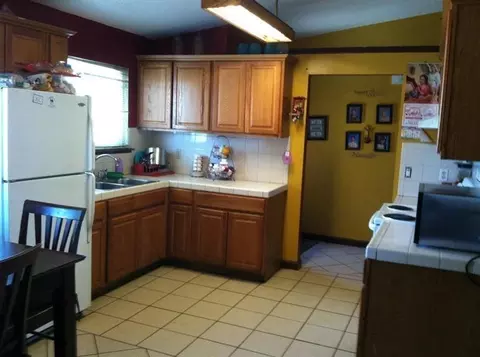 17254 Circle Dr, Madera, CA 93638 photo 4
