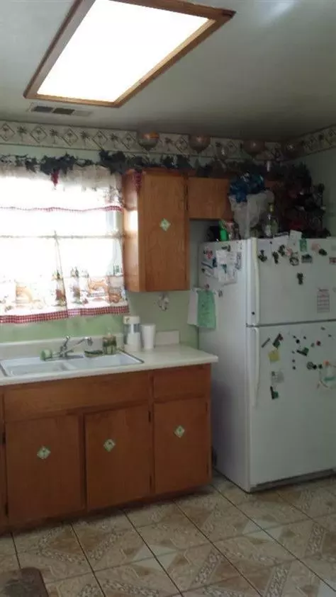 1828 Estes Ave, Corcoran, CA 93212 photo 5