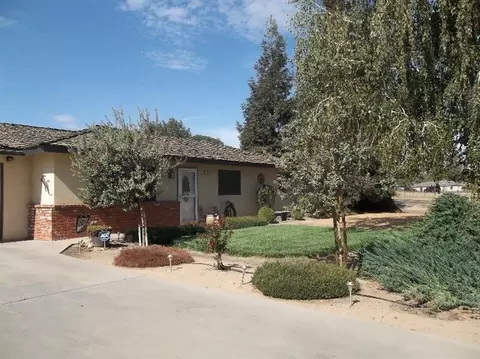 18518 Hanover Dr, Madera, CA 93638 photo 1
