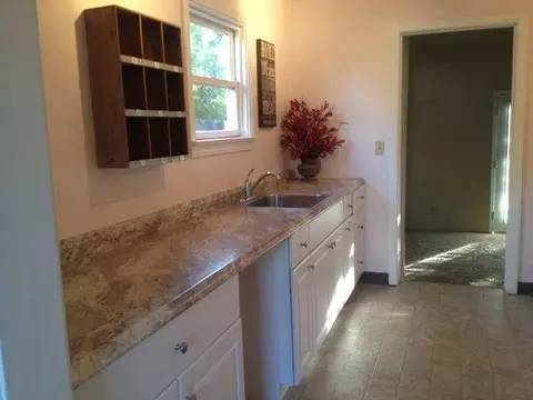 435 N 3rd St, Chowchilla, CA 93610 photo 4