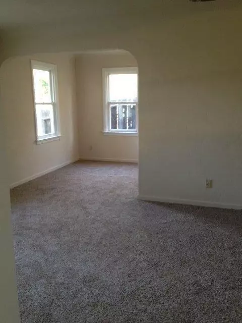 435 N 3rd St, Chowchilla, CA 93610 photo 3