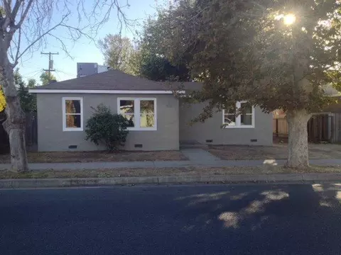 435 N 3rd St, Chowchilla, CA 93610 photo 1