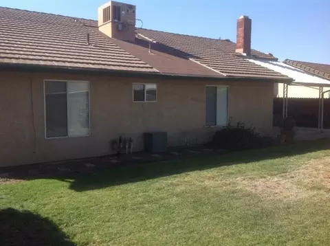 1617 Princeton Ave, Madera, CA 93637 photo 2