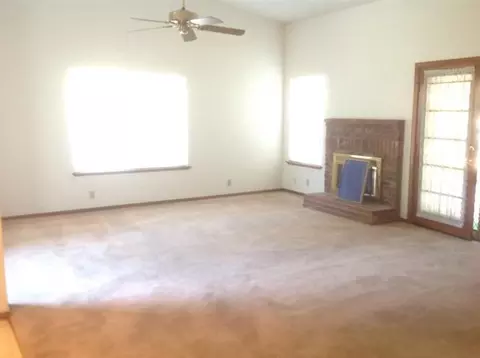 1617 Princeton Ave, Madera, CA 93637 photo 5