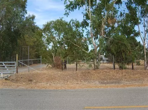 12565 Gleason Dr, Madera, CA 93636 photo 1
