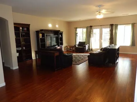 1201 Sequoia Ave, Fowler, CA 93625 photo 10