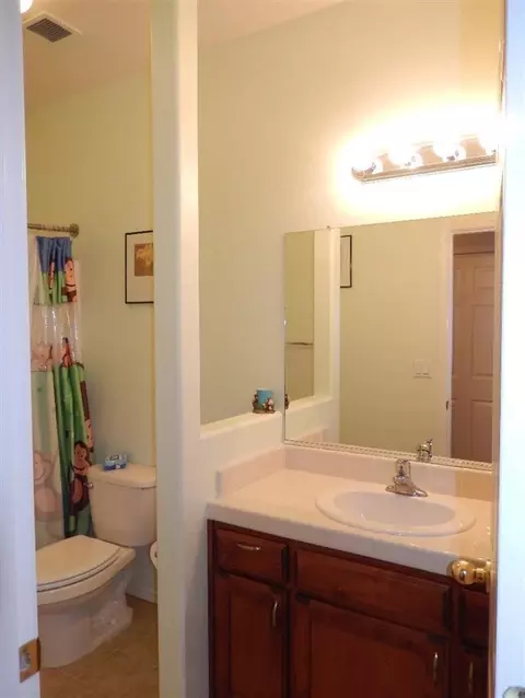 1201 Sequoia Ave, Fowler, CA 93625 photo 6