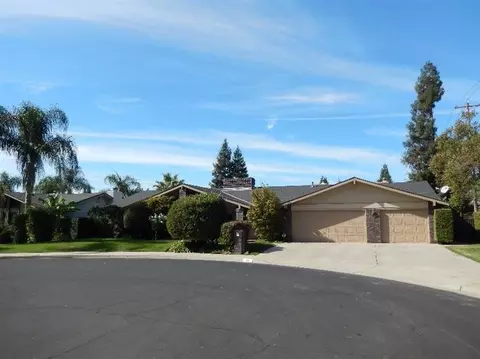 38 Evergreen Ave, Clovis, CA 93611 photo 1