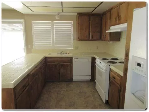 486 Laverne Ave, Clovis, CA 93611 photo 5