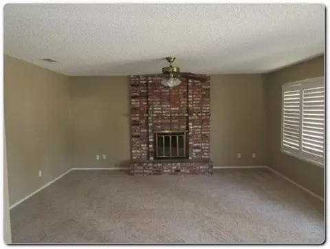 486 Laverne Ave, Clovis, CA 93611 photo 3