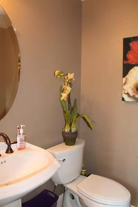 3290 Sussex Ave, Clovis, CA 93619 photo 6