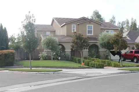 3290 Sussex Ave, Clovis, CA 93619 photo 2