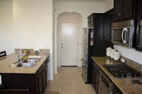 3627 Alcove Way, Clovis, CA 93619 photo 8