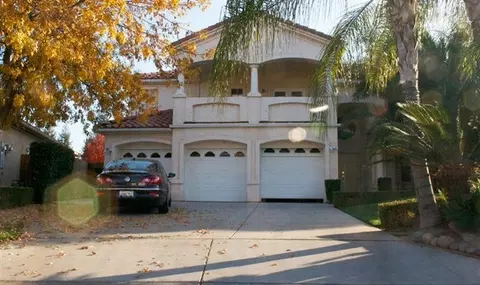 2297 Eclipse Ave, Fresno, CA 93720 photo 1