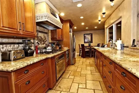 6637 N Autumn Ave, Clovis, CA 93619 photo 5