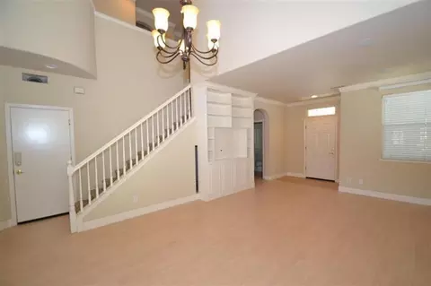 766 W Siena Ln, Clovis, CA 93619 photo 3