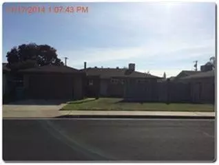 102 W San Gabriel Ave, Clovis, CA 93612 photo 1